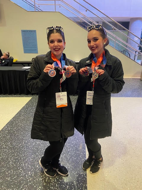 Two EF Students won medals in the National Ice Skating Championship!