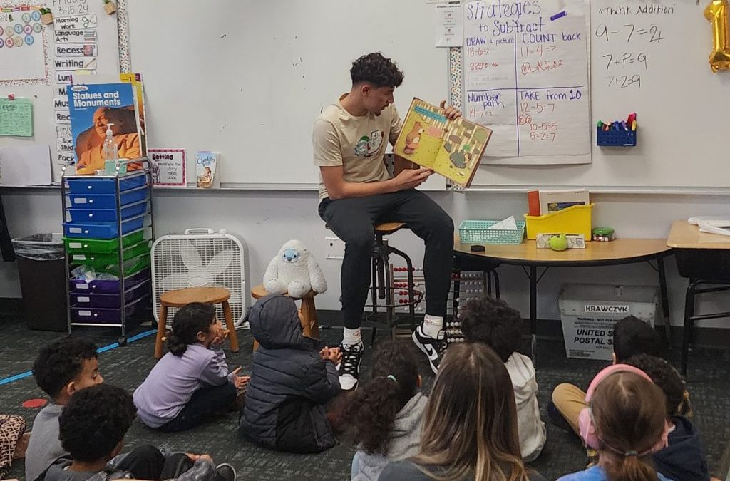 Student Athletes Read to Students at Geer Park